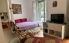 Friendly Africa Room Como Center